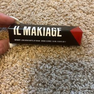 IL Makiage long wear matte lip cream SOLD!